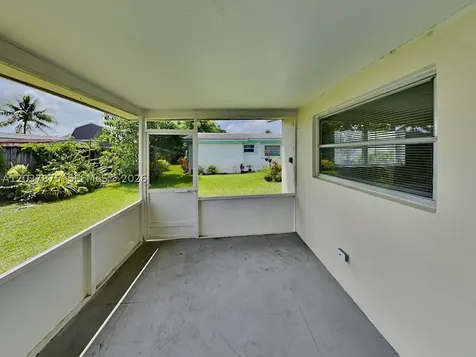Lauderdale Lakes FL 33309