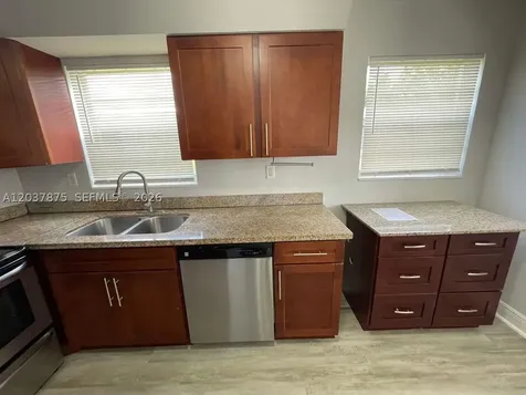 Lauderdale Lakes FL 33309