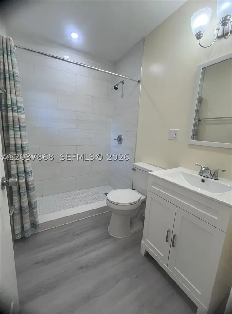 2434 Polk Street Hollywood FL 33020