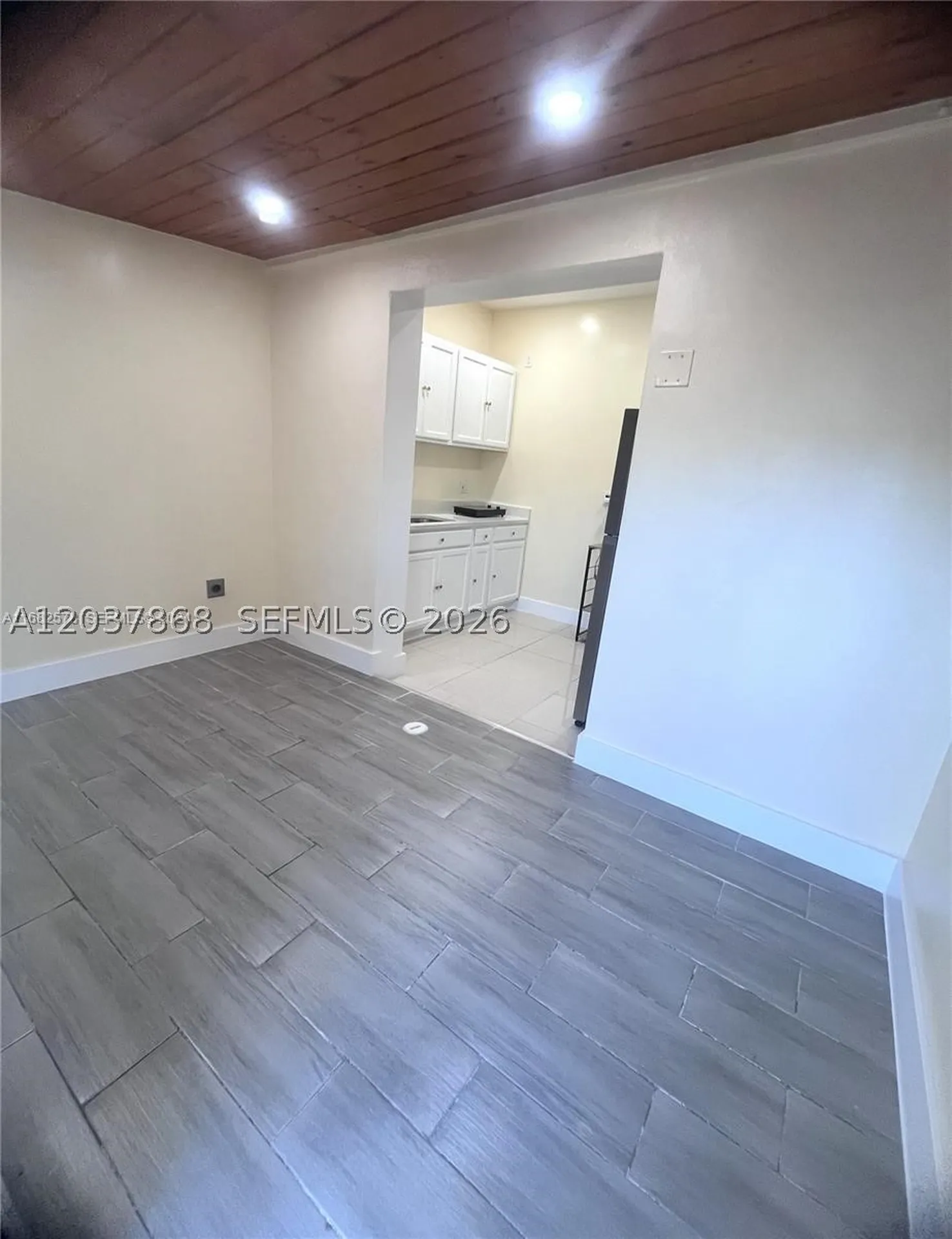 2434 Polk Street Hollywood FL 33020