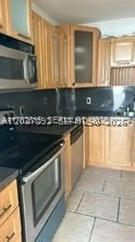 2025 NE 164 North Miami Beach FL 33162