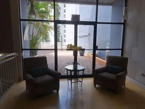 2025 NE 164 North Miami Beach FL 33162