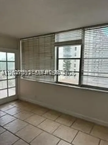 North Miami Beach FL 33162