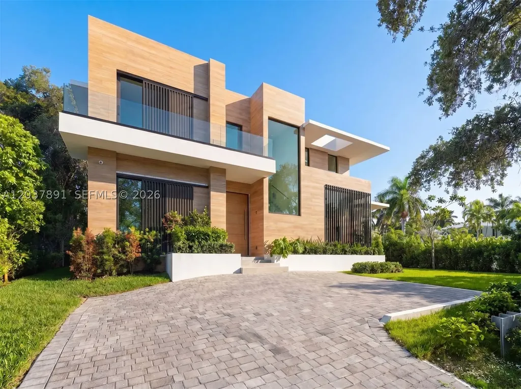 4430 Nautilus Drive Miami Beach FL 33140