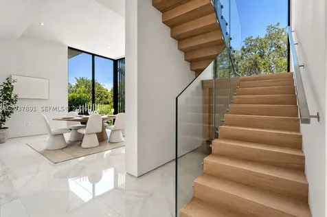4430 Nautilus Drive Miami Beach FL 33140