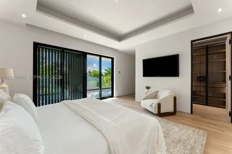 4430 Nautilus Drive Miami Beach FL 33140