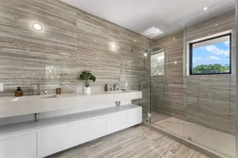4430 Nautilus Drive Miami Beach FL 33140
