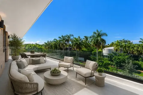 4430 Nautilus Drive Miami Beach FL 33140