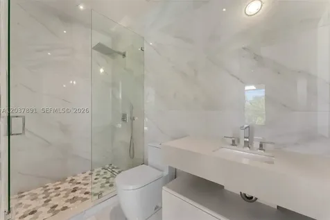 4430 Nautilus Drive Miami Beach FL 33140