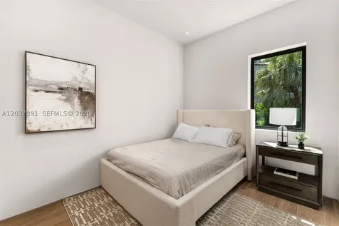 4430 Nautilus Drive Miami Beach FL 33140