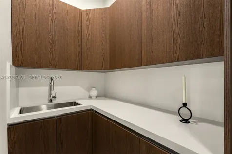 4430 Nautilus Drive Miami Beach FL 33140