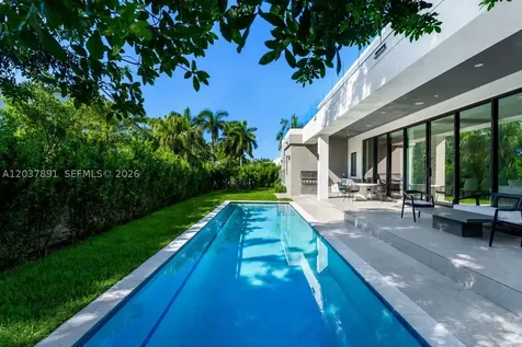4430 Nautilus Drive Miami Beach FL 33140