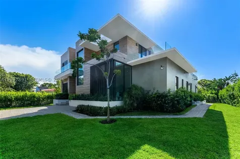 4430 Nautilus Drive Miami Beach FL 33140