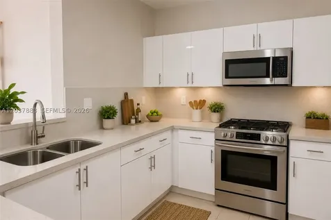 935 SW 154th Path Miami FL 33194