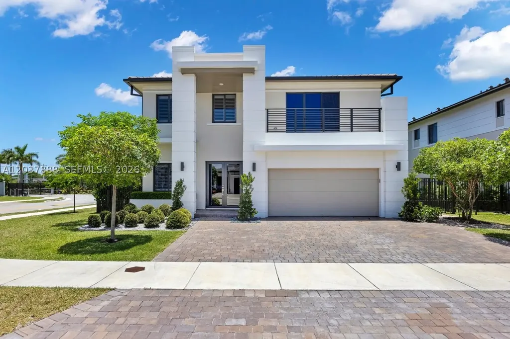 12021 SW 82nd Place Miami FL 33156