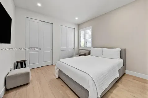 12021 SW 82nd Place Miami FL 33156