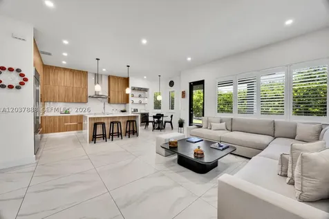 12021 SW 82nd Place Miami FL 33156