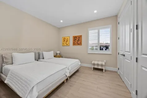 12021 SW 82nd Place Miami FL 33156