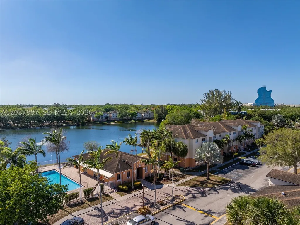 3690 N 56th Avenue Hollywood FL 33021