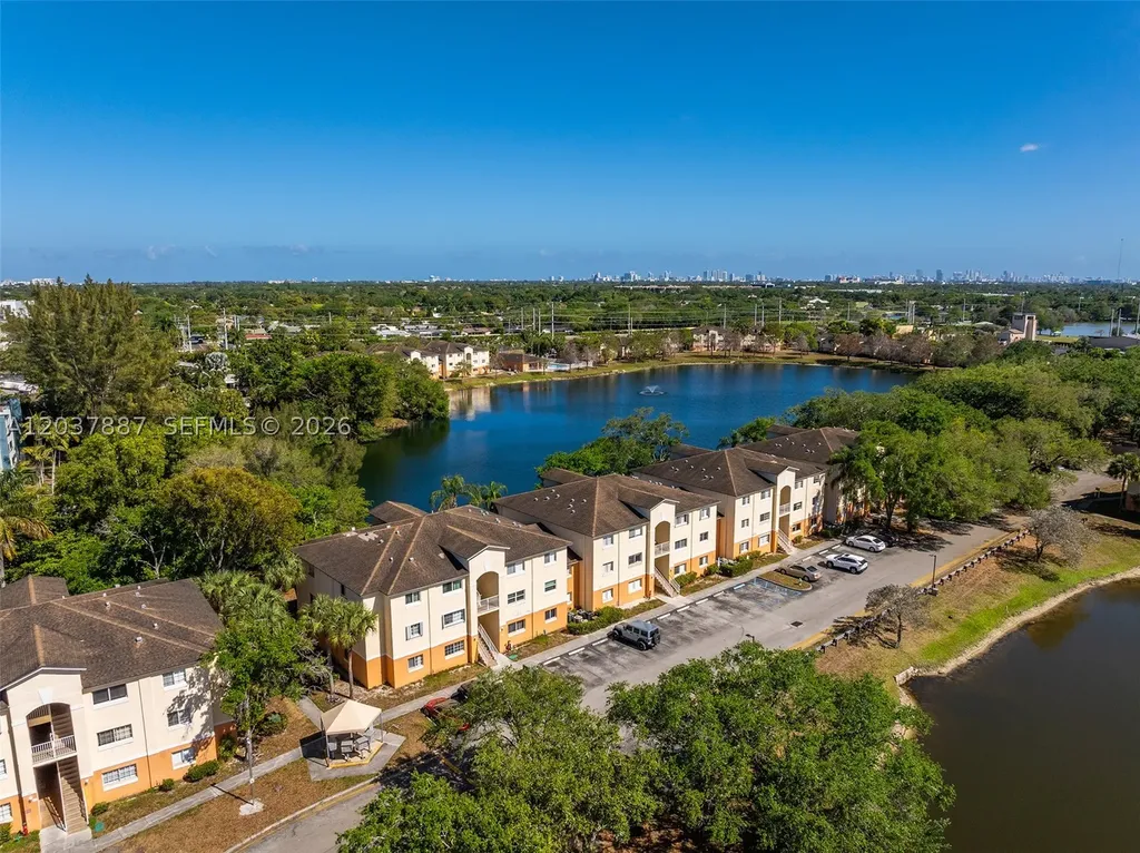 3690 N 56th Avenue Hollywood FL 33021