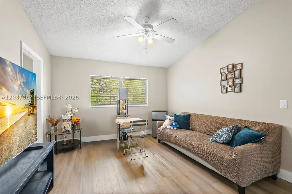 3690 N 56th Avenue Hollywood FL 33021