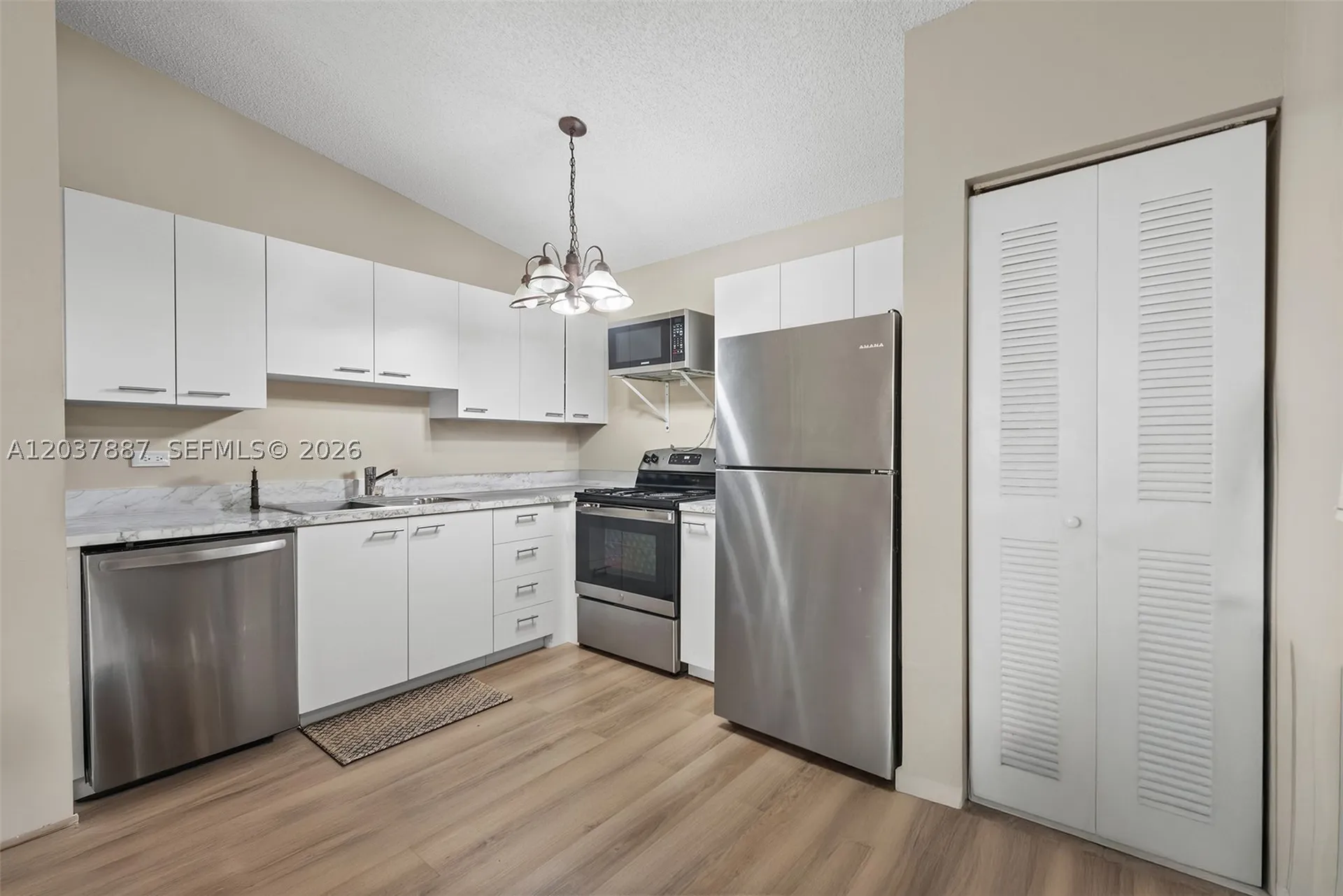3690 N 56th Avenue Hollywood FL 33021
