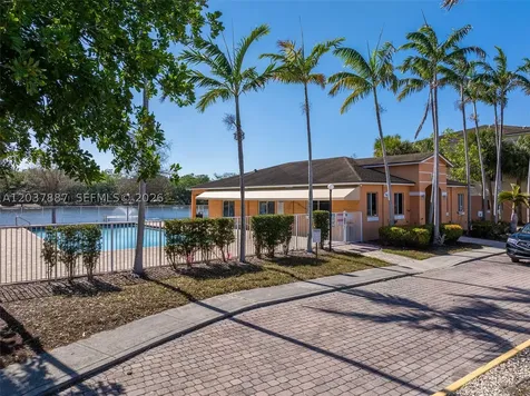 3690 N 56th Avenue Hollywood FL 33021