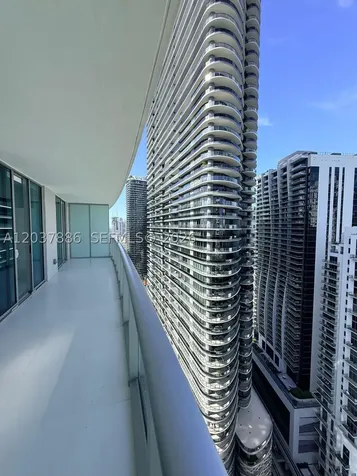 1100 S Miami Avenue Miami FL 33130