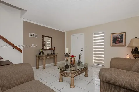 1052 W 79th Street Hialeah FL 33014