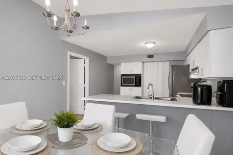 2886 W 74th Place Hialeah FL 33018