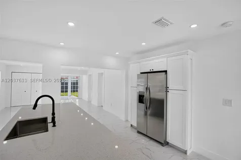 1920 SW 67th Avenue Miami FL 33147