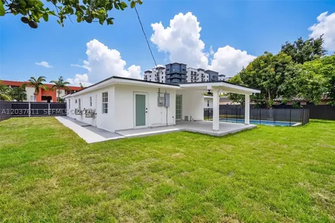 1920 SW 67th Avenue Miami FL 33147