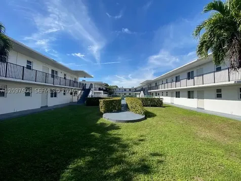 6705 SW 44th Street Miami FL 33155