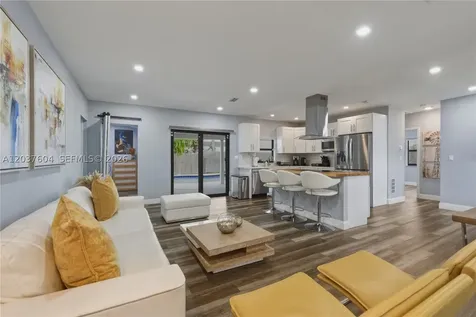 7395 SW 39th Street Miami FL 33155