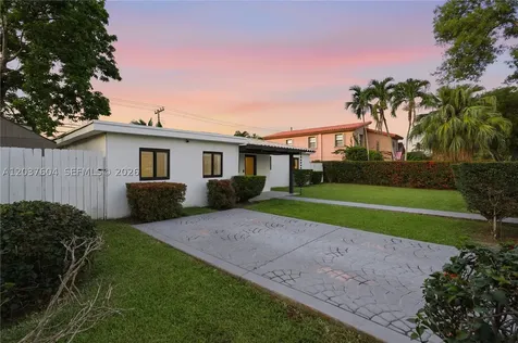 7395 SW 39th Street Miami FL 33155