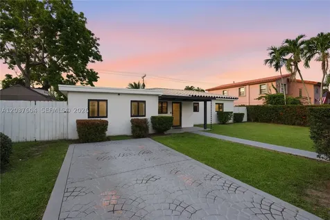 7395 SW 39th Street Miami FL 33155