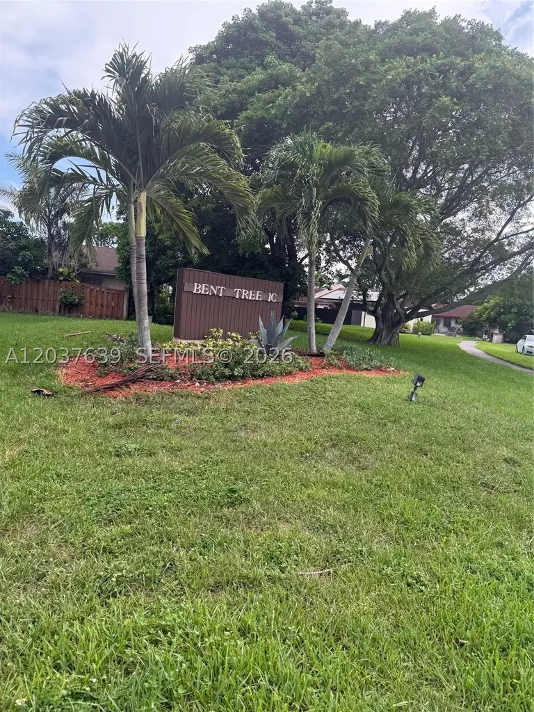 14057 SW 52nd Terrace Miami FL 33175