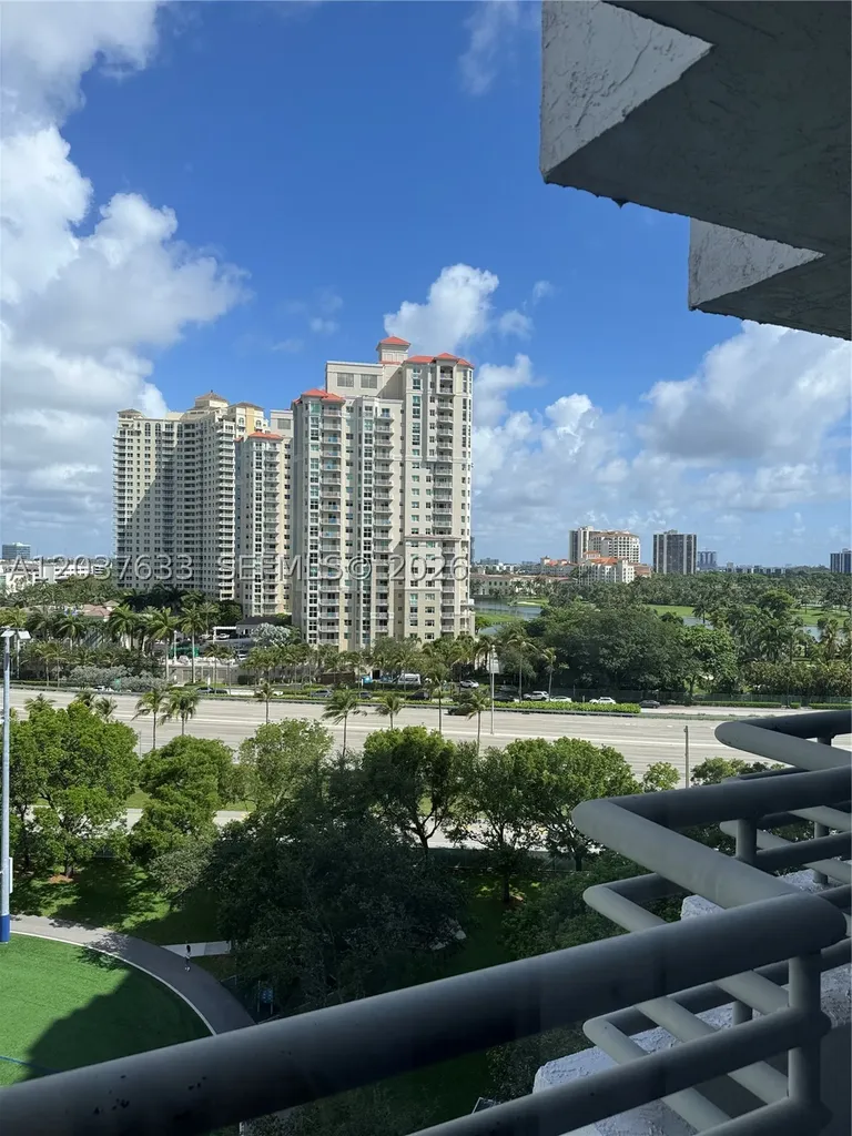 3300 NE 191st Street Aventura FL 33180