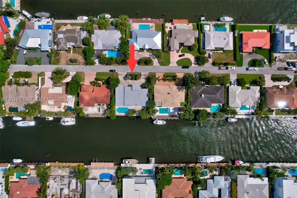 2832 NE 24th Court Fort Lauderdale FL 33305