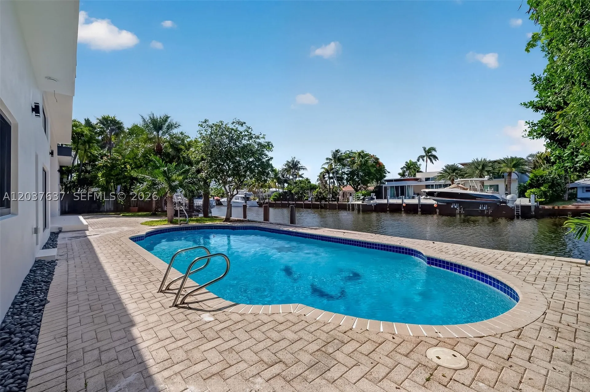 2832 NE 24th Court Fort Lauderdale FL 33305