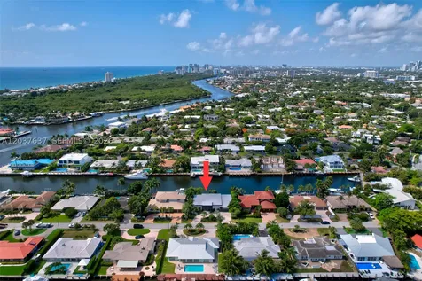 2832 NE 24th Court Fort Lauderdale FL 33305