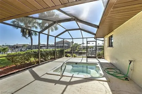 1822 SE 11 Terrace Cape Coral FL 33990