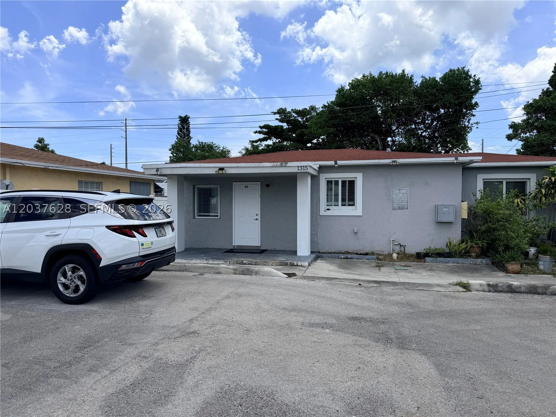 1315 N 22nd Avenue Hollywood FL 33020