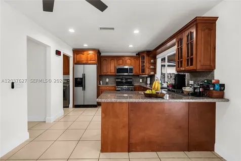 2751 NW 107th Terrace Sunrise FL 33322