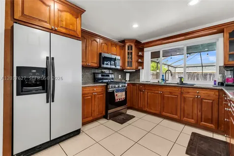 2751 NW 107th Terrace Sunrise FL 33322