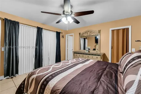 2751 NW 107th Terrace Sunrise FL 33322