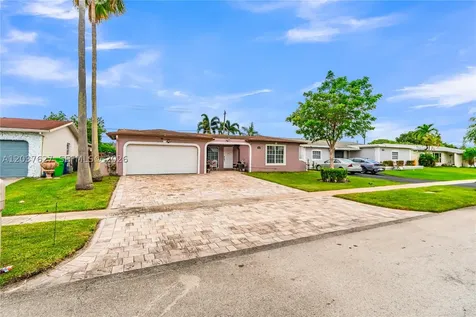 2751 NW 107th Terrace Sunrise FL 33322
