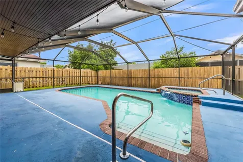 2751 NW 107th Terrace Sunrise FL 33322