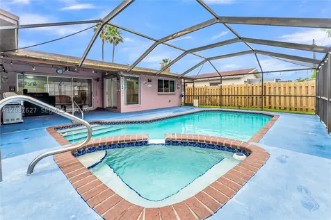 2751 NW 107th Terrace Sunrise FL 33322