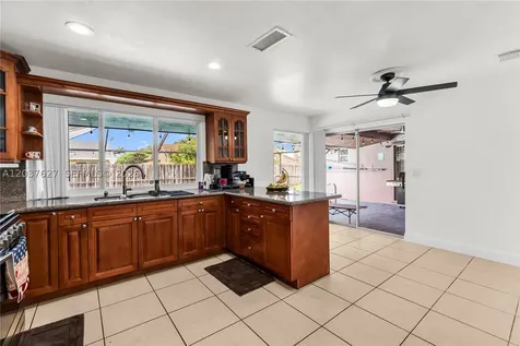 2751 NW 107th Terrace Sunrise FL 33322
